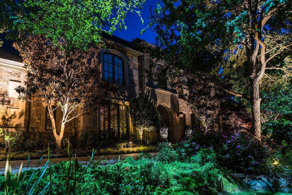 landscape lighting with green shade