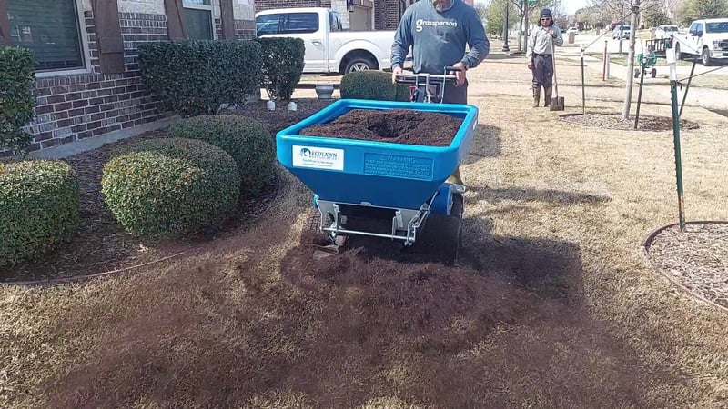 lawn topdressing service